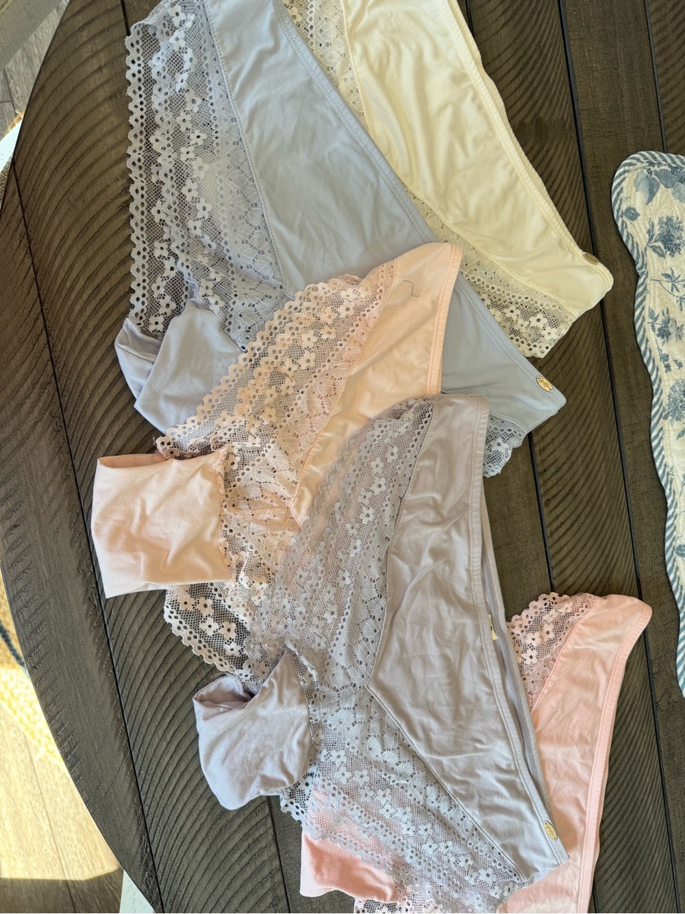 Jessica Simpson Lace Trim Bikini Cut : 5 Pairs in Soft Pastels